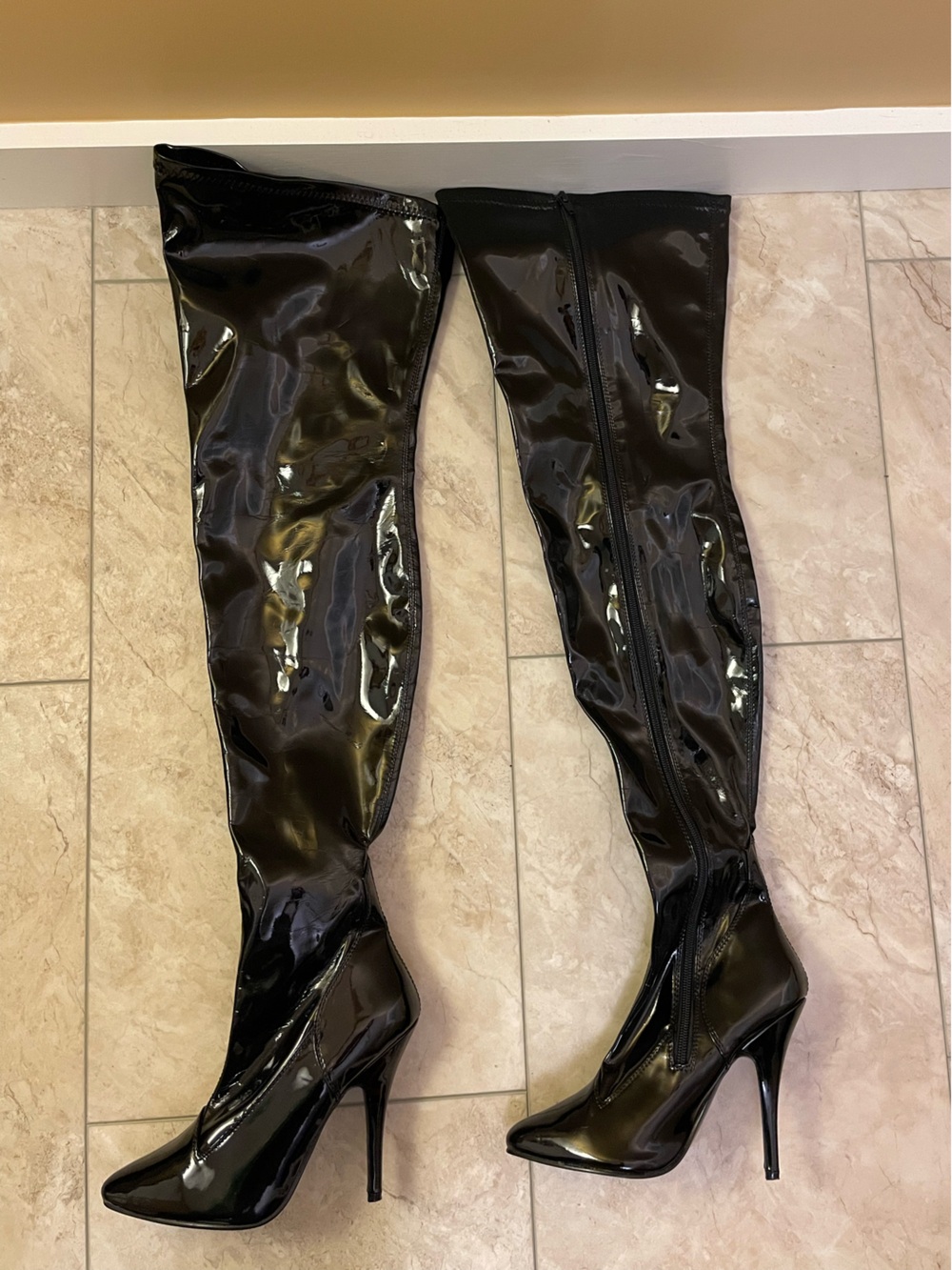 Brand New Black Patent knew-High Boots - (Size 6)